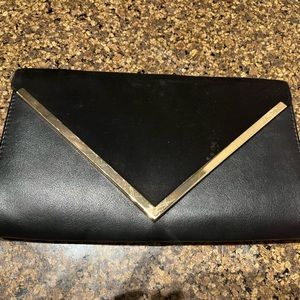 Used Aldo clutch